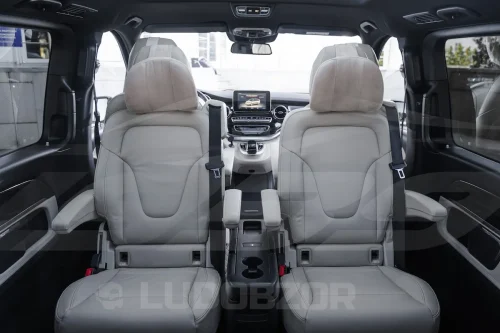 Mercedes V-Class