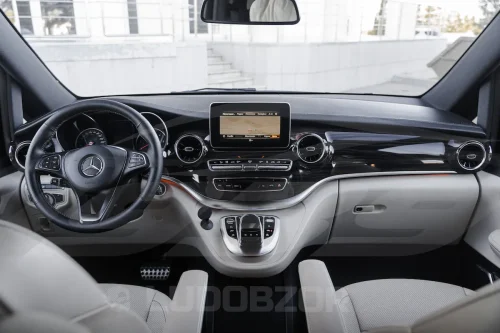 Mercedes V-Class