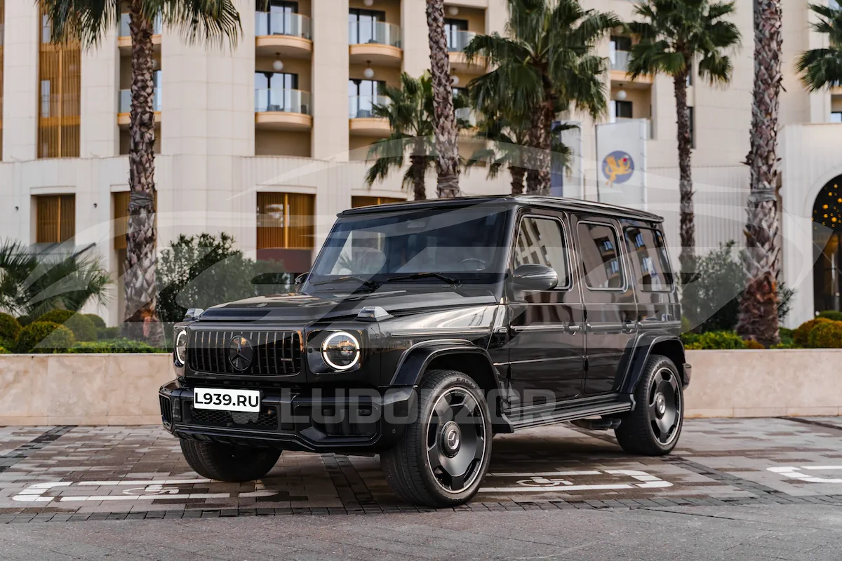 Mercedes G63 AMG 2025 - фото