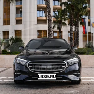 Галлерея - Mercedes E300 Long - 13